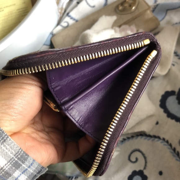 Miu crocodile Wallet With Box Purple round zipper - Picture 12 of 16